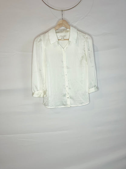 Cream Pearl Button-Down 3/4 Sleeve Top