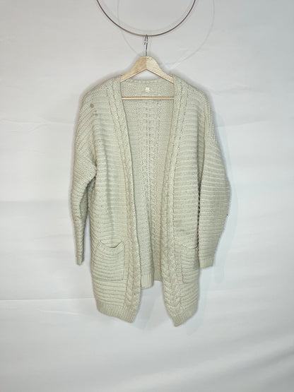 Oversized Cable Knit Cardigan Sweater with Pockets