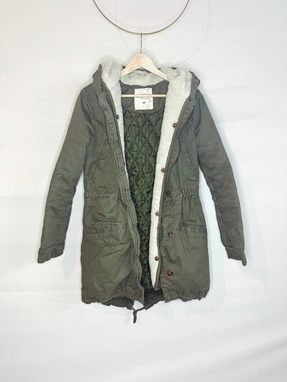 Army Green Winter Coat with Button-Out Lining